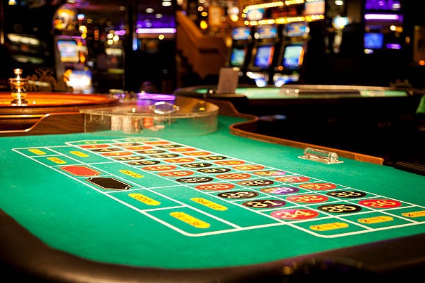 sgpslot login live roulette table with multilingual dealer interface